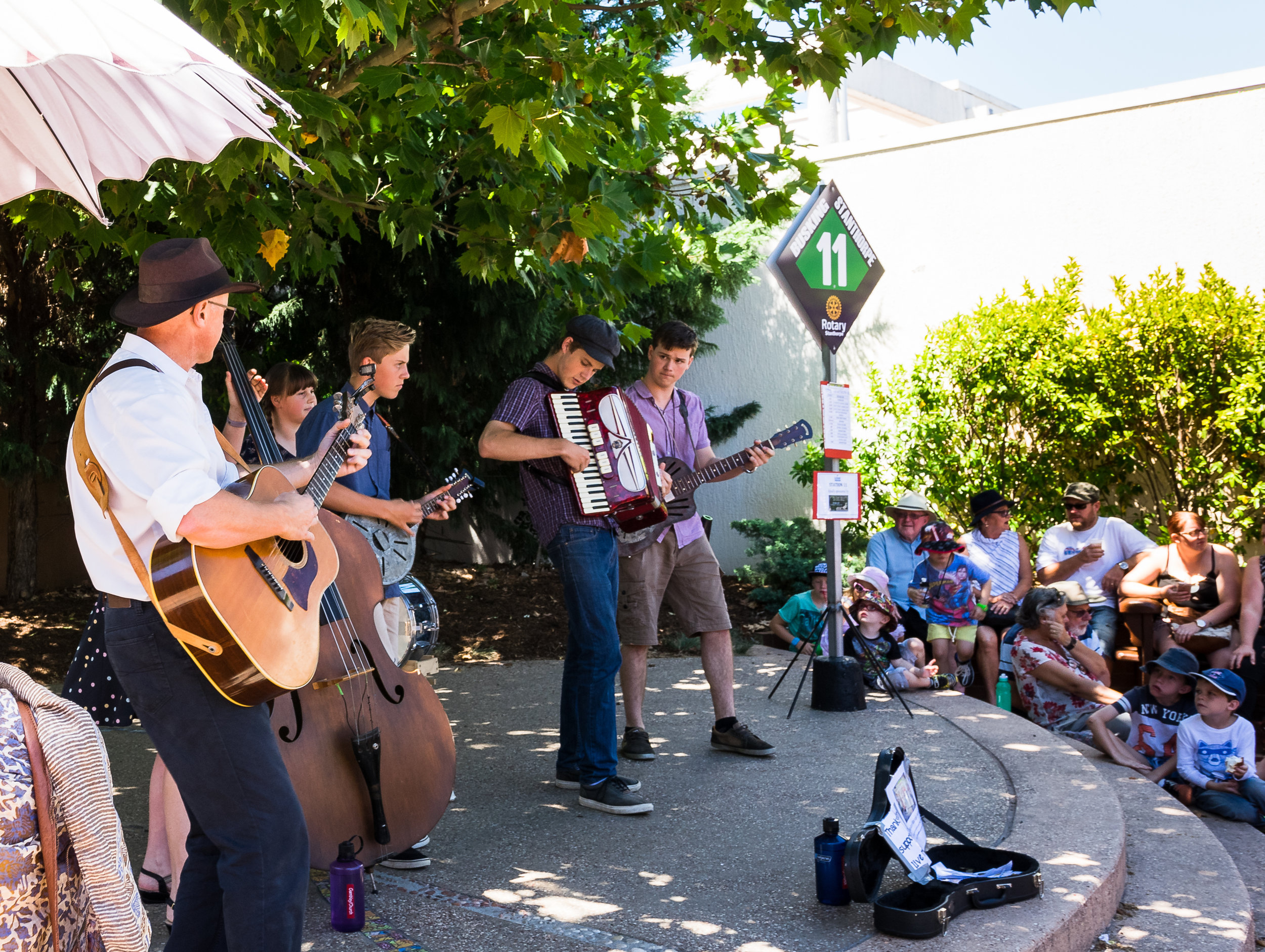 Busking in the Streets: Australian Busking Championships - Stanthorpe ...