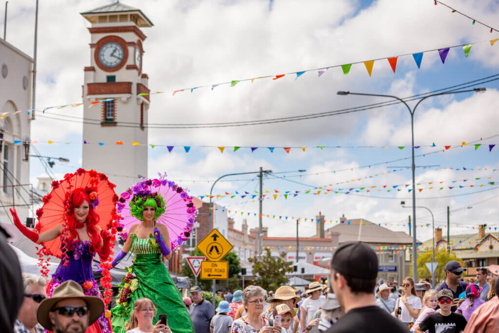 Grand Parade | Where to stay Stanthorpe Apple and Grape Festival